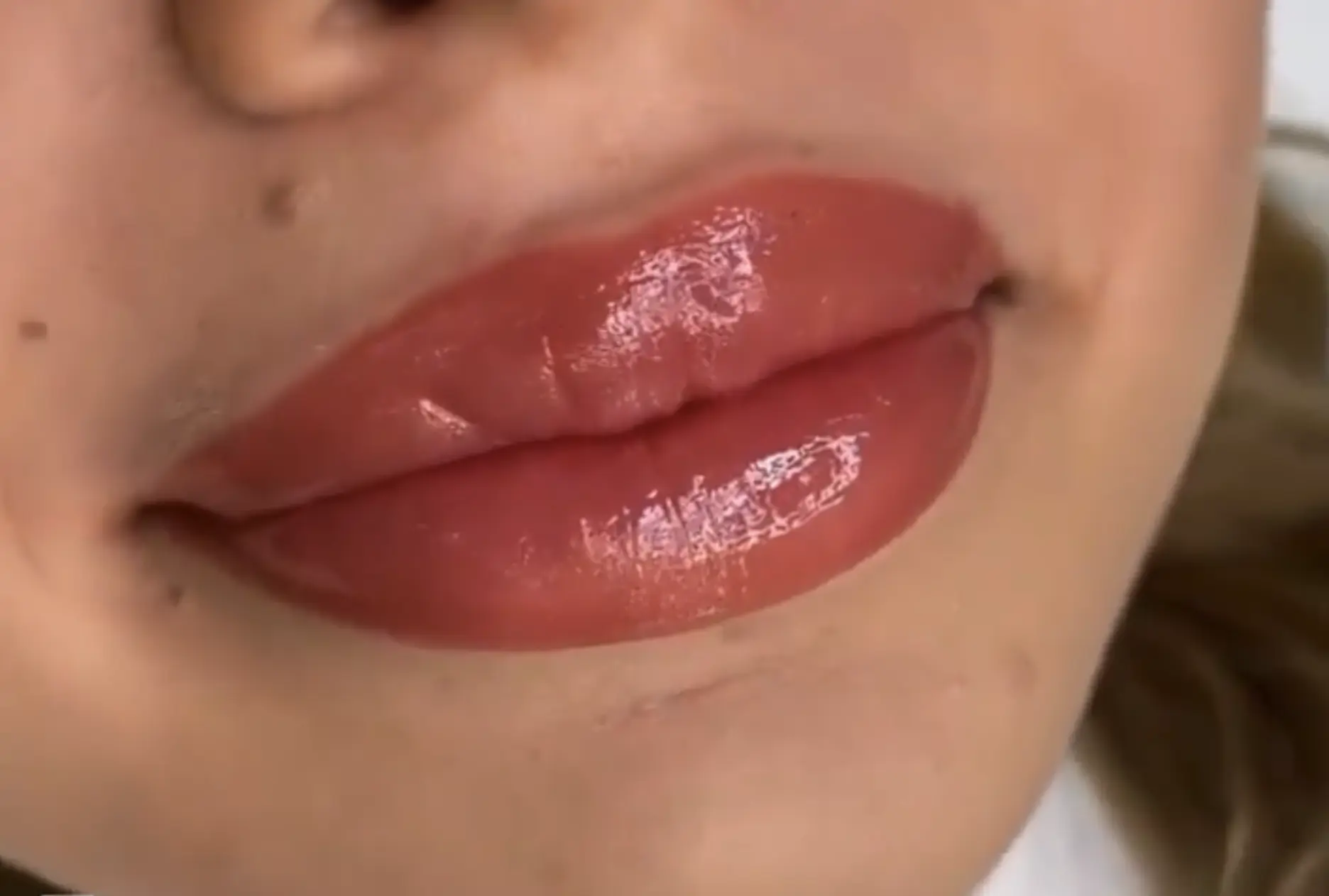 lip blush tattoo
